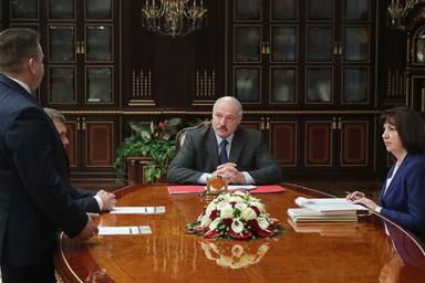 Лукашенко о коррупции: «Берут так, что стыдно порой»