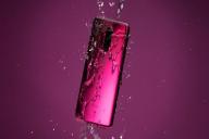 OnePlus 7 Pro выдерживает продолжительное погружение в воду