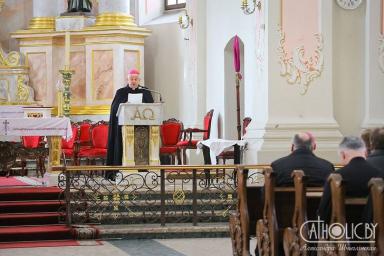 Посол Ватикана: Беларусь является примером добрых взаимоотношений различных религий