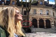 На селфи девушки у старого замка попала «смерть». Это нужно увидеть своими глазами