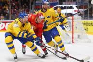 Хоккей. ЧМ. Россия сражалась со Швецией, США – с Канадой 