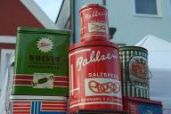 От потери зубов до онкологии: чем опасны напитки в жестяных банках