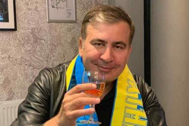 Саакашвили рассказал, будет ли мстить Порошенко за лишение гражданства