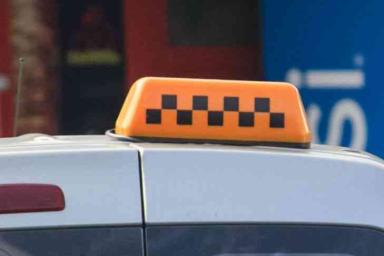 Минчанка решила сэкономить и не платить за такси: женщина обвинила водителя в краже денег