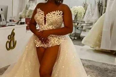 Невесту пристыдили за нелепое платье без юбки