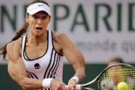 Руки-базуки заметили в теннисе. Россиянка шокировала всех 