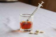 В Гомеле школьнице и ее парню-студенту предъявлены обвинения в распространении наркотиков