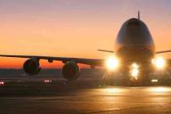 ЧП в аэропорту: молния «отменила» сотни авиарейсов 