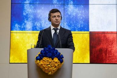 Зеленский хочет провести референдум о вступлении Украины в НАТО