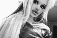 Девушка подверглась десяткам процедур за год ради внешности куклы Барби