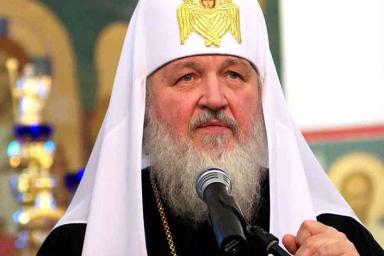 Известный актер объяснил, зачем патриарху Кириллу нужны самолеты и яхты 