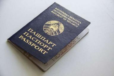 На границе с Литвой задержали белоруску с поддельными штампами в паспорте