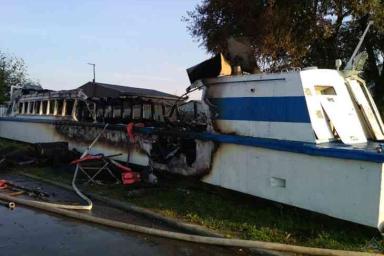 На Минском море катер горел: 4 пожарных машины приехали 