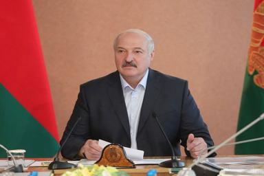 Лукашенко: В Беларуси гордятся профессионализмом специалистов здравоохранения