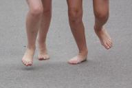 «Камень-ножницы-бумага» с продолжением: В детском лагере 9-летние мальчики попались на развратных 