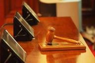 Мужчина по ошибке купил вместо дома кусок газона за тысячи долларов