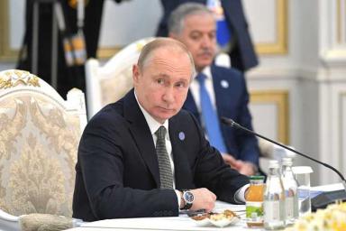 В Кремле рассказали, как Путин начнет первый разговор с Зеленским