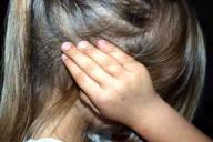 «Слишком громко плакала». Мать двоих детей жестоко убила 4-летнюю дочь