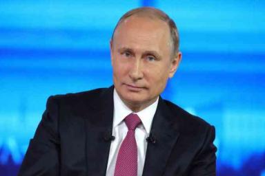 Путин рассказал, когда доходы рабочих и министров сравняются
