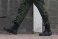 Белорусским уклонистам могут запретить выезд за рубеж