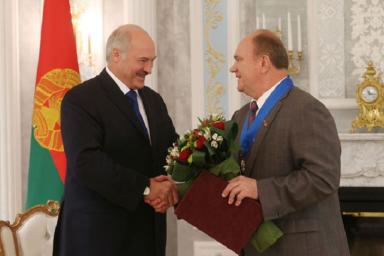 Лукашенко направил письмо Зюганову