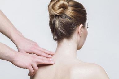 Медики: боль в спине может сигнализировать о чрезвычайно серьезных болезнях