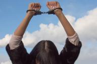 В Вилейке вынесли приговор девушке, продававшей в интернете несуществующую одежду