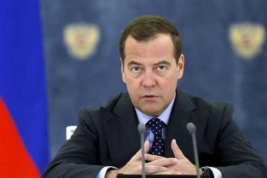 Медведев заявил, что в Кремле пока не получили «внятных сигналов» о политическом курсе Зеленского