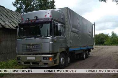 В Чечерском районе задержали два грузовика с более чем 20 т металлолома