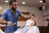 «В Беларуси мне нравится». Как гражданин Ирака живет и работает в Гомеле