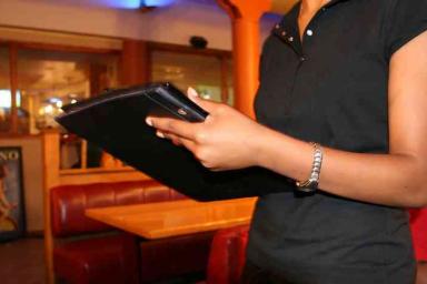О чем нужно знать при посещении ресторанов: советы работников 