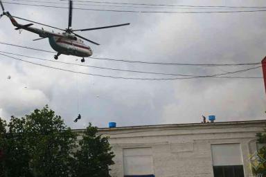 Десятки спасателей, вертолеты в небе. Что случилось на заводе в Минске  