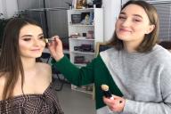 “Красота – мощная штука”. История начинающего визажиста из Минска