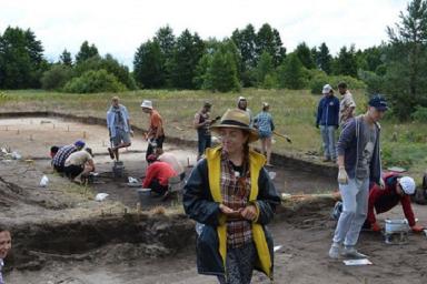 Студенты в деревне под Солигорском нашли тысячи артефактов II-IV вв. н.э.