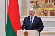 Учащегося из Новогрудка Лукашенко наградил медалью