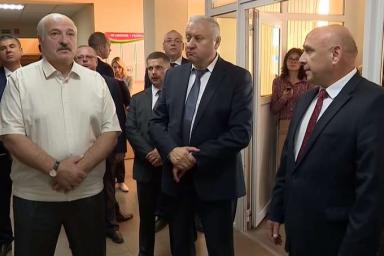 Лукашенко — чиновнику: Ты жестко стремишься даже не к нулю, а к минусу