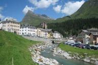 Автобус с туристами из Беларуси застрял в Швейцарии