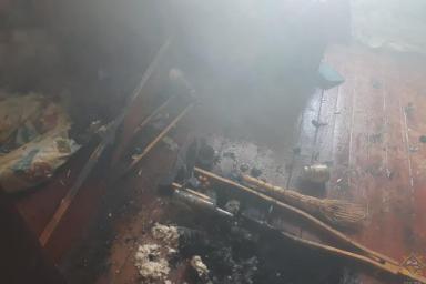 В Малорите спасатели вытащили из горящей квартиры инвалида, который не мог ходить