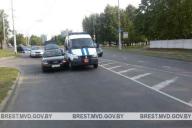 Авария с участием автомобиля милиции произошла в Бресте