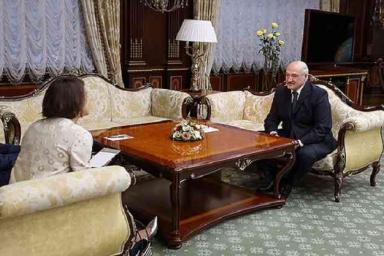 Лукашенко попрощался с Фионной Гибб  