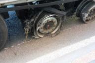 В Италии пьяный белорус рассекал на фуре со взорванными колесами