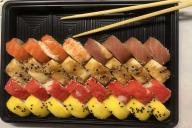 «Мне лень одеваться и выходить за заказом». Рассказываем о сложностях, с которыми сталкивается курьер во время работы