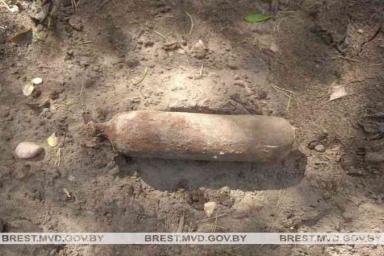 В Барановичском районе обнаружили бомбу времен войны