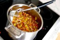 Ученые: бобовые и сыр способны продлить жизнь