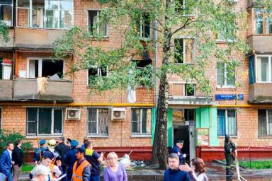 Обрушилась стена и вылетели стекла: в пятиэтажке в Москве прогремел взрыв