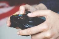 Стала известна цена первого геймерского OLED-монитора