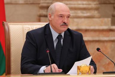 Лукашенко рассказал, как силовики пытались «прессовать» судей