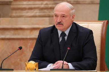 Лукашенко рассказал, что такое взятка