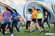 «Можно есть шоколадки и при этом худеть». Врач-валеолог рассказала, как правильно вести здоровый образ жизни