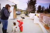 Родители воспитывали сына как собаку ради участия в телешоу